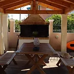 شقة Tria Liodendra Corfu - Sea *