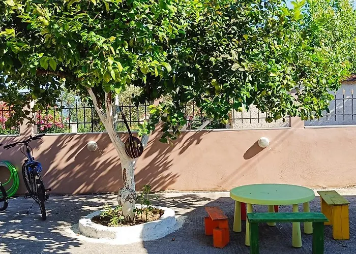 Tria Liodendra Corfu - Sea Appartement Petrití