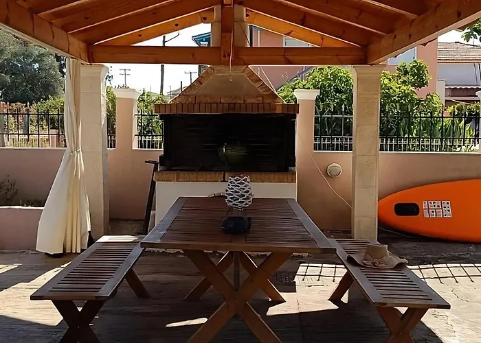 Appartement Tria Liodendra Corfu - Sea Petrití