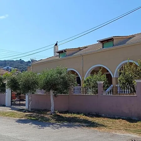 Tria Liodendra Corfu - Sea Petrití
