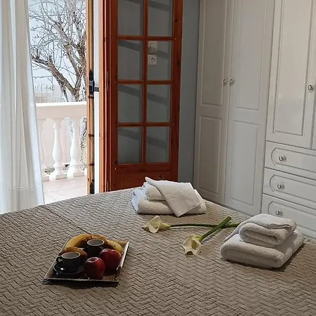 Tria Liodendra Corfu - Sea